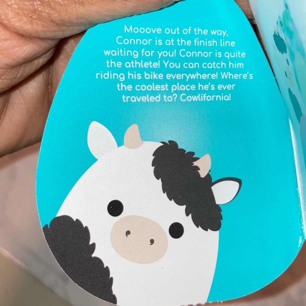 Squishmallows 8" Fuzzy Connor the Cow - Picture 5 of 8